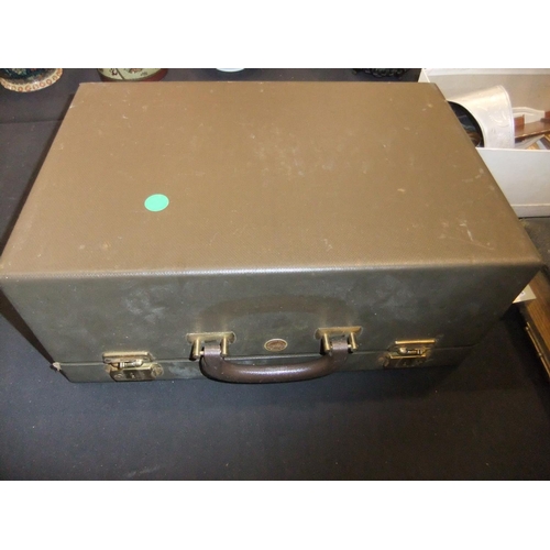 352 - Cased Perkins braille machine. Not available for in-house P&P