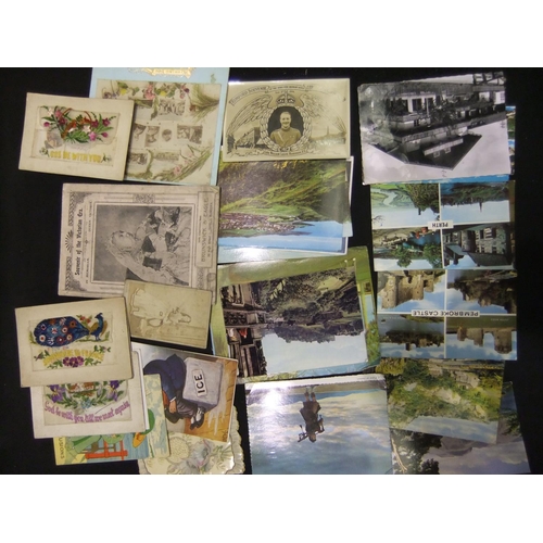 358 - Collection of early 20th century postcards and ephemera. UK P&P Group 1 (£16+VAT for the first lot a... 