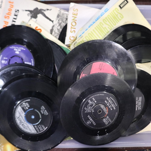 383 - Collection of vinyl singles, including The Beatles, The Rolling Stones and Madness, many without sle... 