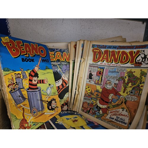 1049 - Quantity of Beano, Dandy, Analog and Cosmic Science Stories magazines and annuals. Not available for... 