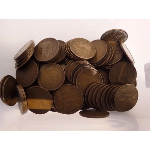 1071 - Quantity of Victorian and later pennies. UK P&P Group 1 (£16+VAT for the first lot and £2+VAT for su... 