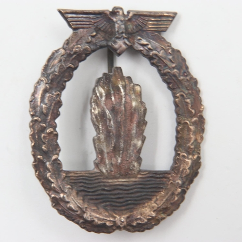 2250 - Third Reich Kriegsmarine Mine Sweepers Badge. Maker: R.K (Rudolf Karneth) Gablonz. UK P&P Group 1 (£... 