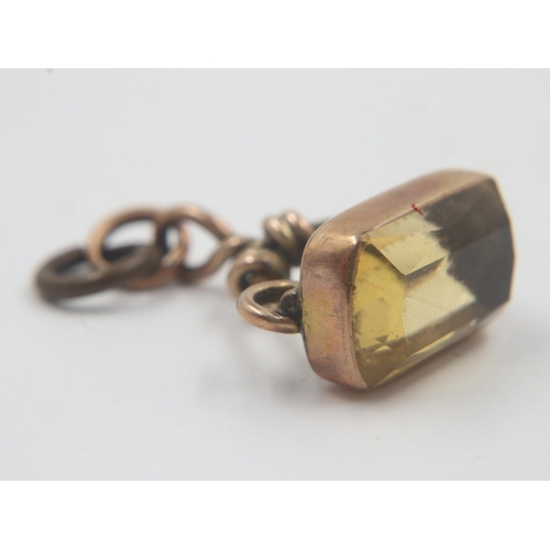 40 - 19th century 9ct gold fob set with citrine, 2.7g. UK P&P Group 0 (£6+VAT for the first lot and £1+VA... 