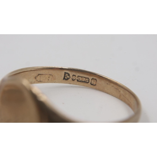 57 - 9ct gold signet ring, size P, 2.4g, with an unmarked gold band ring, size L, 1.7g. UK P&P Group 0 (£... 