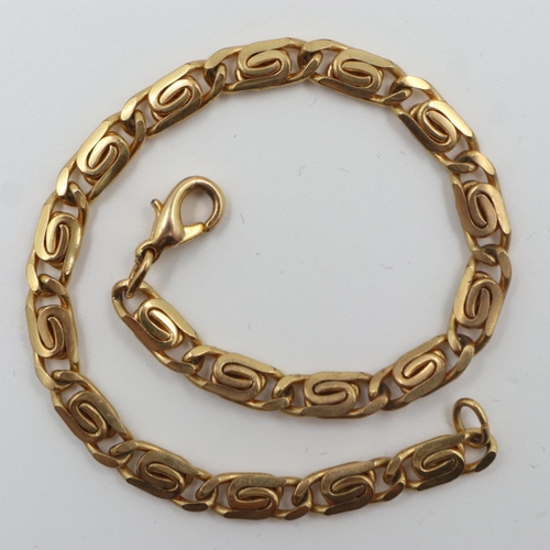 73 - Contemporary gold plated bracelet. UK P&P Group 0 (£6+VAT for the first lot and £1+VAT for subsequen... 