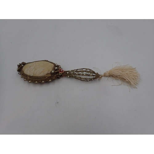 100 - Gilt handheld mirror with seed pearls, L: 19cm. UK P&P Group 2 (£20+VAT for the first lot and £4+VAT... 