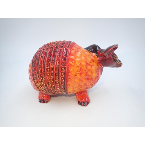 210 - Anita Harris armadillo, signed in gold, no cracks or chips. H: 13cm. UK P&P Group 2 (£20+VAT for the... 