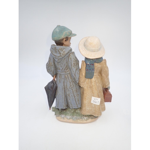 224 - Lladro Gres figure 'Off To School', no cracks or chips, H: 28cm. UK P&P Group 2 (£20+VAT for the fir... 