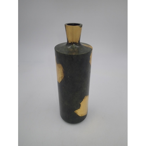 249 - Japanese bronze vase with gold leaf, seal mark to base, H: 25 cm. UK P&P Group 2 (£20+VAT for the fi... 