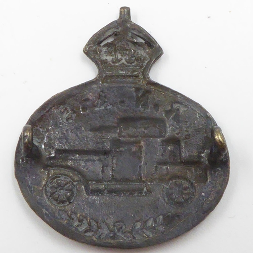 2268 - WWI Royal Naval Armoured Car Service Cap Badge. UK P&P Group 1 (£16+VAT for the first lot and £2+VAT... 