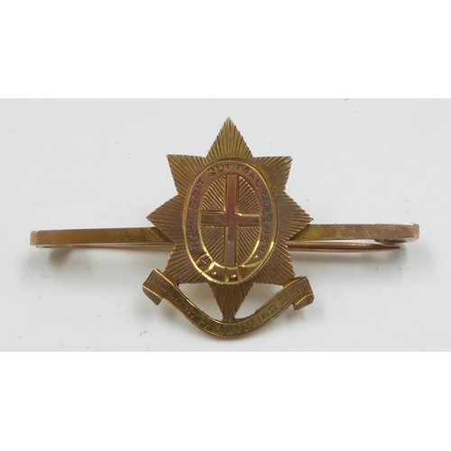 2269 - 9ct gold Coldstream Guards sweetheart brooch, 2.7g. UK P&P Group 1 (£16+VAT for the first lot and £2... 