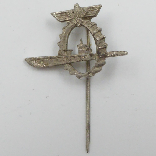 2276 - WWII German Kriegsmarine U-Boat Pen Workers Lapel Pin. UK P&P Group 1 (£16+VAT for the first lot and... 