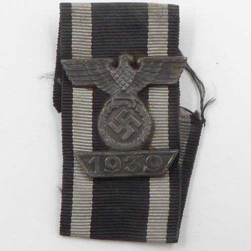 2281 - WWII German 1939 Spange to the 1914 Iron Cross 2nd Class. Worn on the tunic ribbon if the decoration... 