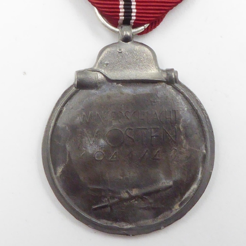 2287 - WWII German Eastern Front Medal. UK P&P Group 1 (£16+VAT for the first lot and £2+VAT for subsequent... 