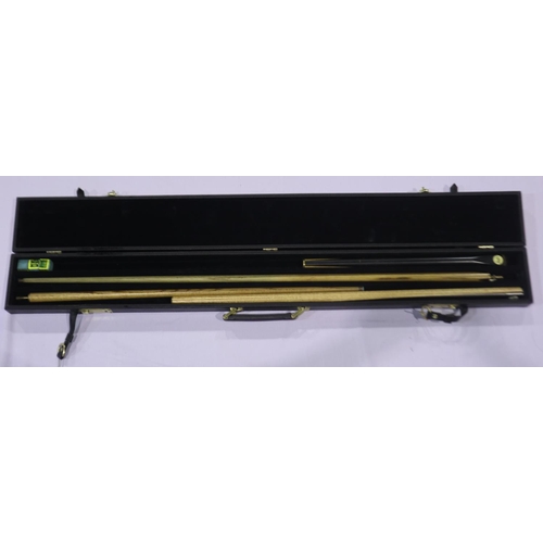 2057 - Four piece snooker cue in a fitted case with three chalks. Not available for in-house P&P