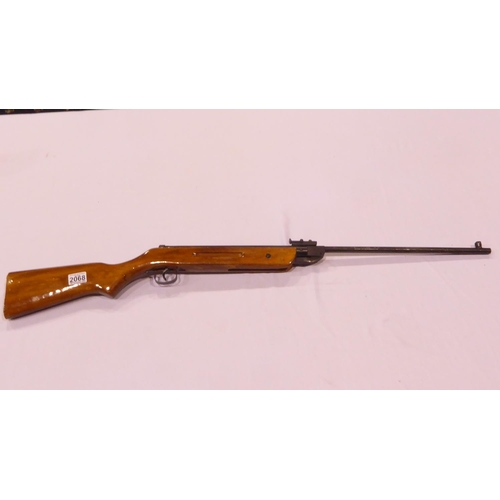 2068 - Vintage Diana air rifle. UK P&P Group 3 (£30+VAT for the first lot and £8+VAT for subsequent lots)