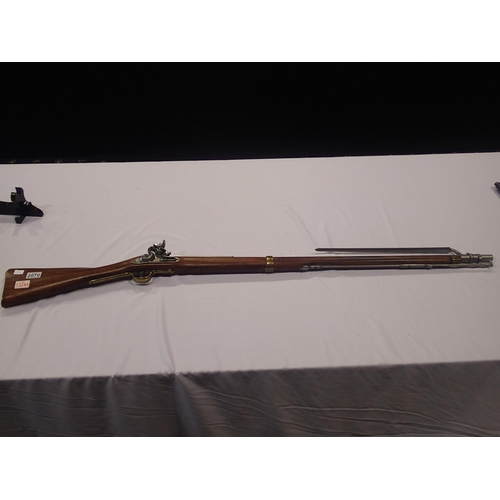 2070 - ***WITHDRAWN***Replica English Civil War musket with bayonet, moving parts. Not available for in-hou... 