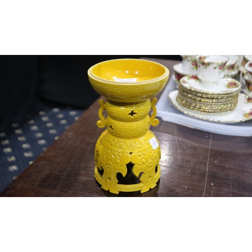 246 - Early 20th century Chinese oil burner, decorated in Imperial yellow glaze (cover absent), H: 21 cm. ... 