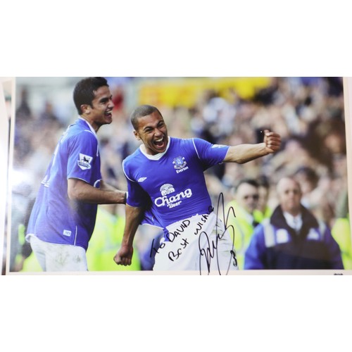 2035 - Collection of mixed signed Everton Football club pictures of players. UK P&P Group 2 (£20+VAT for th... 