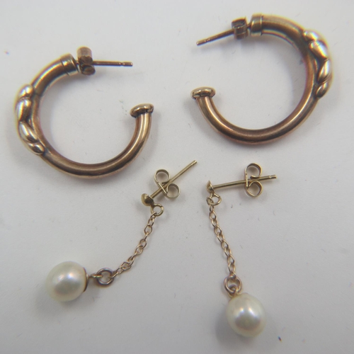 63 - Two sets of 9ct gold earrings, 4.1g. UK P&P Group 0 (£6+VAT for the first lot and £1+VAT for subsequ... 