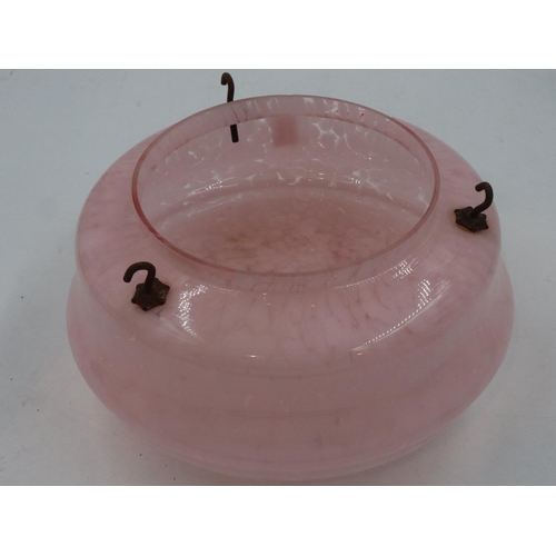 2088 - Art Deco mottled pink glass ceiling light shade, with chains and hooks, D:27 cm. Not available for i... 