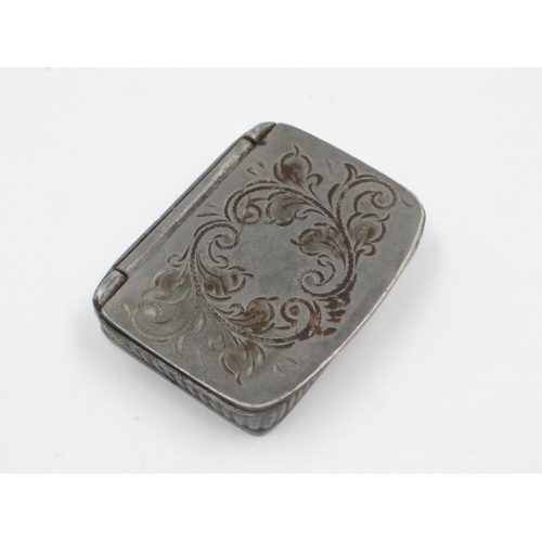 114 - Edwin Blyde antique snuff box. UK P&P Group 1 (£16+VAT for the first lot and £2+VAT for subsequent l... 