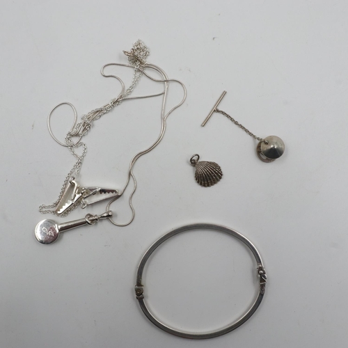 72A - Mixed silver jewellery including pendants. UK P&P Group 1 (£16+VAT for the first lot and £2+VAT for ... 