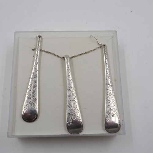 79 - Silver necklace and earrings set, combined 26g. UK P&P Group 0 (£6+VAT for the first lot and £1+VAT ... 