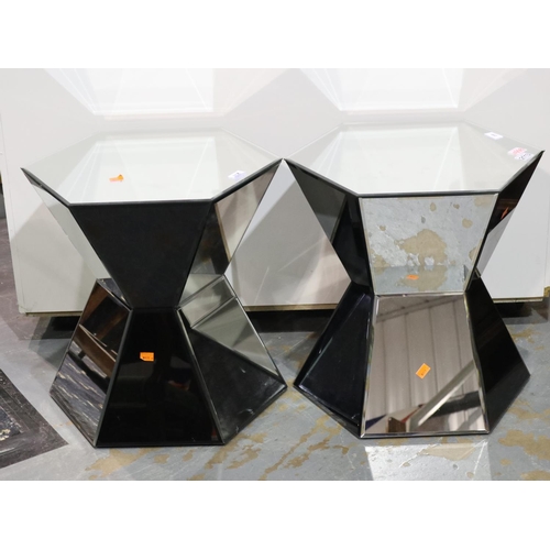 2113 - Pair of mirrored octagonal lamp table, 46 x 46 x 52 cm. Not available for in-house P&P