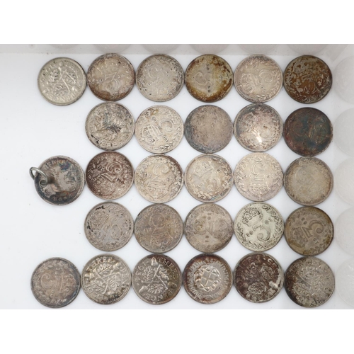 2028 - Twenty-eight Victorian and later silver threepences - mixed grades. UK P&P Group 1 (£16+VAT for the ... 