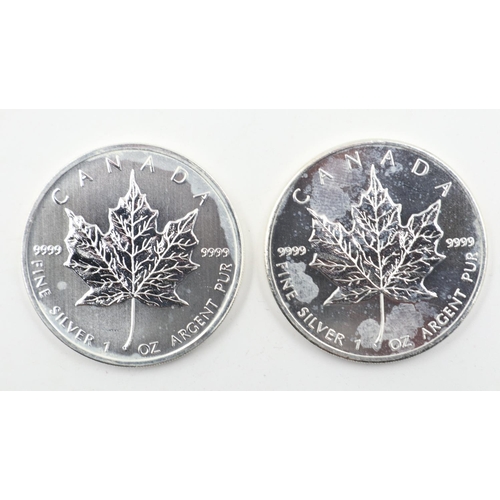 2035 - 2008 and 2011 - silver Canadian Maple 1oz bullion rounds (2).  UK P&P Group 0 (£6+VAT for the first ... 