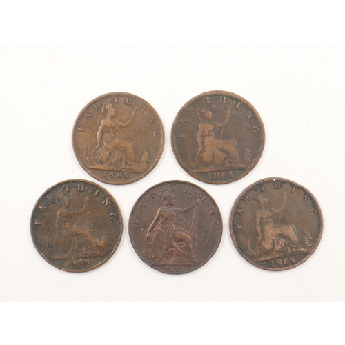 2036 - Five farthings of Queen Victoria - mixed grades. UK P&P Group 0 (£6+VAT for the first lot and £1+VAT... 