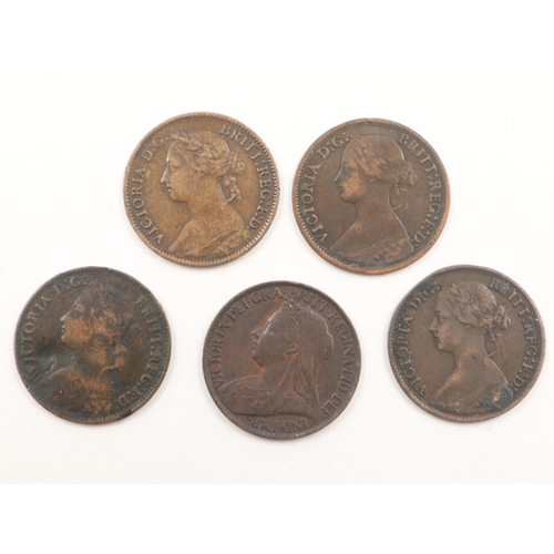 2036 - Five farthings of Queen Victoria - mixed grades. UK P&P Group 0 (£6+VAT for the first lot and £1+VAT... 