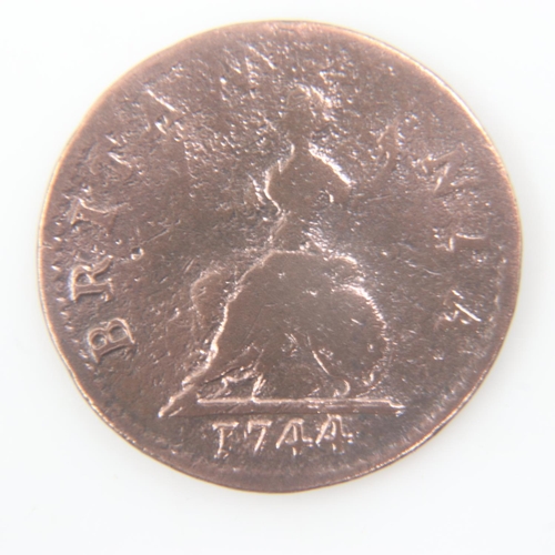 2066 - 1744 farthing of George II - F.  UK P&P Group 0 (£6+VAT for the first lot and £1+VAT for subsequent ... 