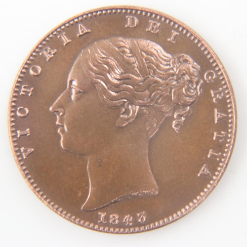 2153 - 1843 bun head farthing of Queen Victoria - EF.  UK P&P Group 0 (£6+VAT for the first lot and £1+VAT ... 