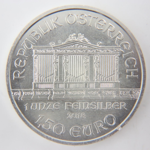 2207 - 2018 Austrian Philharmonic 1oz silver bullion round. UK P&P Group 0 (£6+VAT for the first lot and £1... 