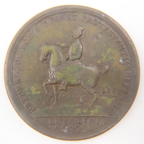 2261 - 1757 Prussia - Battles of Rosbach & Lissa medallion. UK P&P Group 0 (£6+VAT for the first lot and £1... 