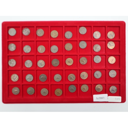 2272 - Tray of forty pre decimal Wren farthings.  UK P&P Group 1 (£16+VAT for the first lot and £2+VAT for ... 