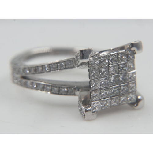 16 - Heavy 18ct white gold and approx. 2.5ct diamond cluster ring, size M/N, 8.4g. UK P&P Group 0 (£6+VAT... 