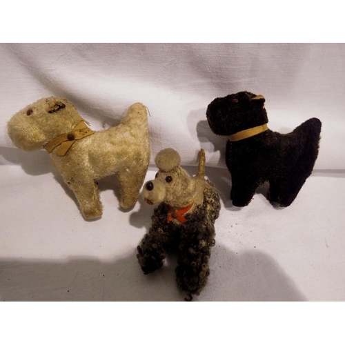 1072 - Three miniature soft toy dogs. UK P&P Group 1 (£16+VAT for the first lot and £2+VAT for subsequent l... 