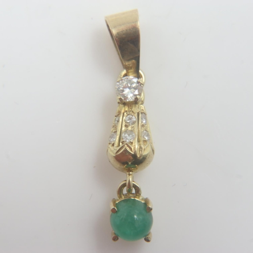 15 - 18ct gold (tested) emerald cabochon and diamond pendant, 2.1g. UK P&P Group 0 (£6+VAT for the first ... 