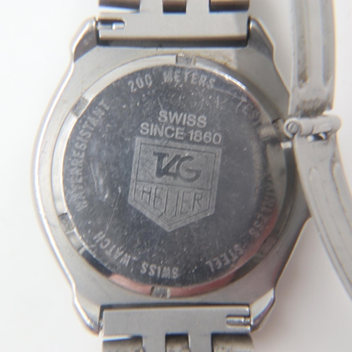 34 - TAG HEUER: Professional 200m midi quartz divers wristwatch on steel bracelet, requires battery. UK P... 