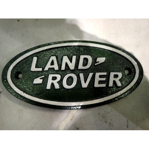 1427 - Cast iron Land Rover sign, L: 17 cm. UK P&P Group 1 (£16+VAT for the first lot and £2+VAT for subseq... 