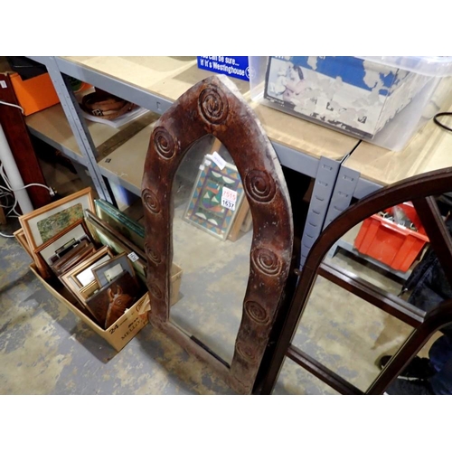 1637 - Hardwood framed gothic arch mirror, H: 100 cm. Not available for in-house P&P