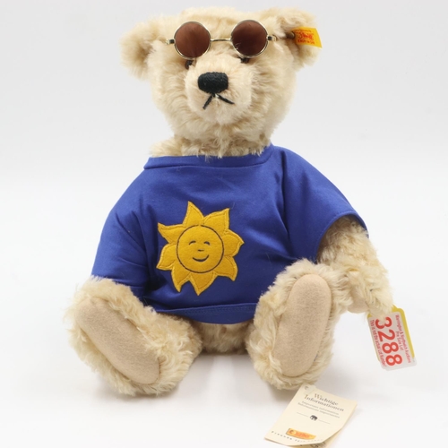 67 - Steiff Summer bear with growler, 654473, H: 35cm. UK P&P Group 1 (£16+VAT for the first lot and £2+V... 