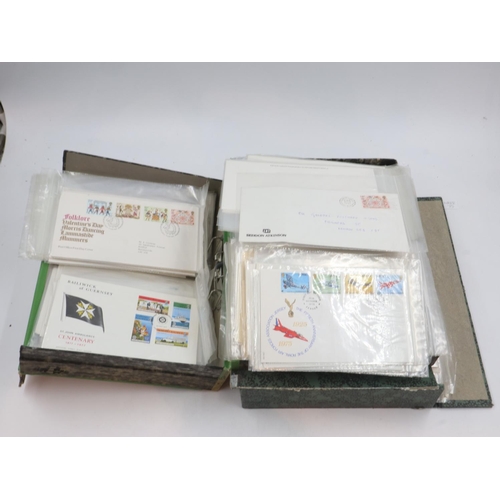 94 - Two box files of UK and foreign first day covers.  UK P&P Group 2 (£20+VAT for the first lot and £4+... 