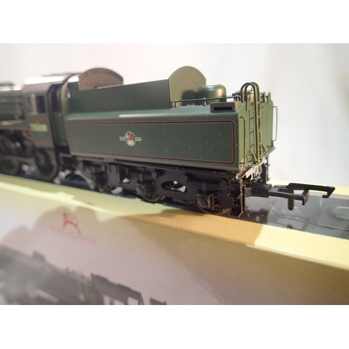 2088 - Hornby R3547 class 4MT, 75008, green, late crest, good condition, tender steps and buffer beam detac... 