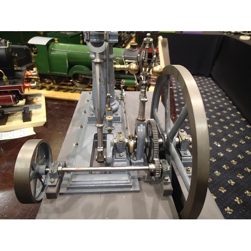 2122 - Live steam M.E beam engine, 9 inch diameter flywheel, 17 inch long, 10 inch wide, 14 inch high, been... 