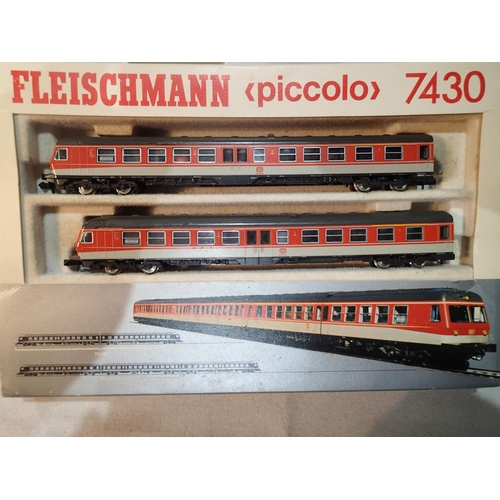 2427 - N gauge Fleischmann Piccolo 7430, two car DMU, class 614-044-6, D.B orange/cream livery, excellent c... 