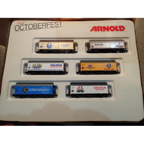 2430 - N gauge Arnold 0149, Octoberfest, set of six wagons, excellent condition, box with wear. UK P&P Grou... 